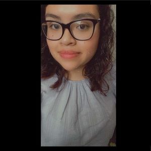 Meet your Posher, Karla